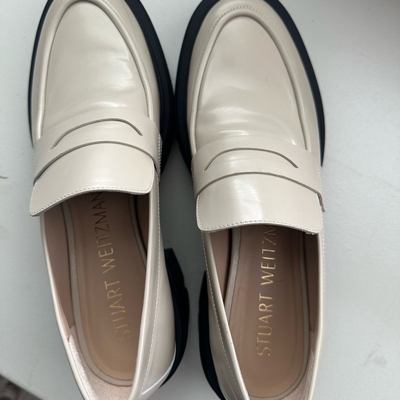 Stuart Weitzman Shoes - Stuart Weitzman Cream Loafers